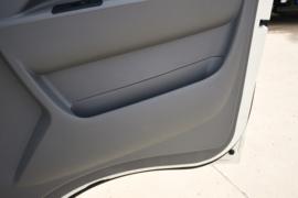 悍将M&nbsp;冷藏车驾驶室图片