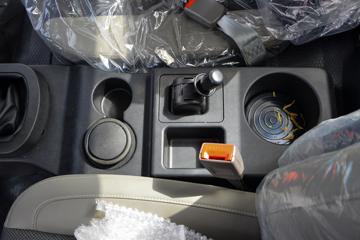 �й�����HOWO ͳ˧ 170���� 4.15�׵��Ų�դʽ�Ῠ(�й�����8��)(ZZ5047CCYF3215F144)ͼƬ