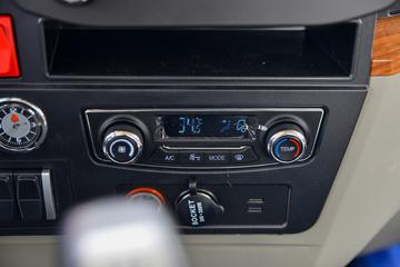 �й�����HOWO ͳ˧ 170���� 4.15�׵��Ų�դʽ�Ῠ(�й�����8��)(ZZ5047CCYF3215F144)ͼƬ