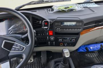 �й�����HOWO ͳ˧ 170���� 4.15�׵��Ų�դʽ�Ῠ(�й�����8��)(ZZ5047CCYF3215F144)ͼƬ