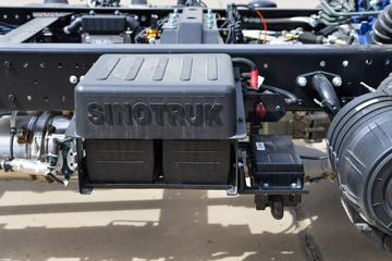 �й�����HOWO ͳ˧ 170���� 4.15�׵��Ų�դʽ�Ῠ(�й�����8��)(ZZ5047CCYF3215F144)ͼƬ