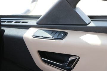 �������ó� ���KR PLUS ���ʰ�2024�� 280���� 4X2 9.8��LNG��ʽ�ػ���(DFH5180XXYE27)ͼƬ