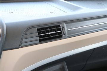 �������ó� ���KR PLUS ���ʰ�2024�� 280���� 4X2 9.8��LNG��ʽ�ػ���(DFH5180XXYE27)ͼƬ