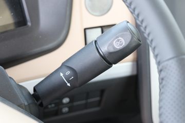 �������ó� ���KR PLUS ���ʰ�2024�� 280���� 4X2 9.8��LNG��ʽ�ػ���(DFH5180XXYE27)ͼƬ