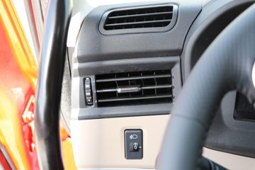 �������ó� ���KR PLUS ���ʰ�2024�� 280���� 4X2 9.8��LNG��ʽ�ػ���(DFH5180XXYE27)ͼƬ