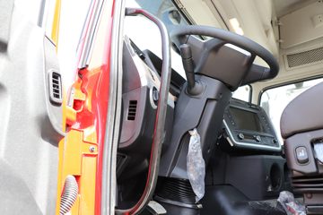 �������ó� ���KR PLUS ���ʰ�2024�� 280���� 4X2 9.8��LNG��ʽ�ػ���(DFH5180XXYE27)ͼƬ