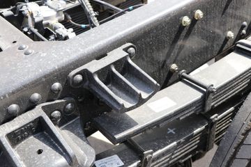 �������ó� ���KR PLUS ���ʰ�2024�� 280���� 4X2 9.8��LNG��ʽ�ػ���(DFH5180XXYE27)ͼƬ