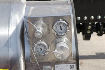 �������ó� ���KR PLUS ���ʰ�2024�� 280���� 4X2 9.8��LNG��ʽ�ػ���(DFH5180XXYE27)ͼƬ