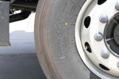 东风商用车 天龙KL重卡 490马力 6X4 牵引车(速比3.64)