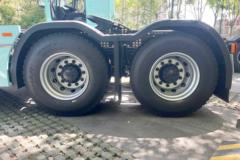 零一汽车 小满E660 6X4 纯电动牵引汽车256kWh