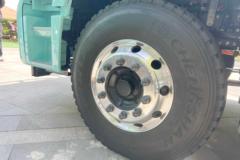 零一汽车 小满E660 6X4 纯电动牵引汽车256kWh