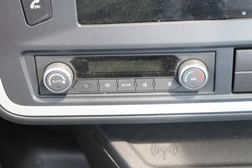 �������ó� ���KR PLUS ���ʰ� 300���� 4X2 6.8�������ػ���ͼƬ