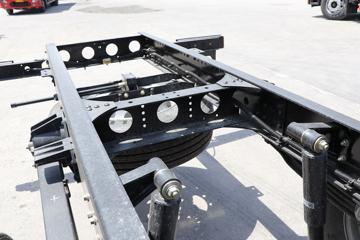 �������ó� ���KR PLUS ���ʰ� 300���� 4X2 6.8�������ػ���ͼƬ