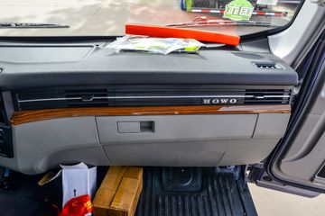 �й�����HOWO ͳ˧ 160���� 4.15��AT�Զ������Ų�դʽ�ῨͼƬ