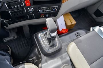 �й�����HOWO ͳ˧ 160���� 4.15��AT�Զ������Ų�դʽ�ῨͼƬ