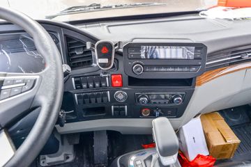 �й�����HOWO ͳ˧ 160���� 4.15��AT�Զ������Ų�դʽ�ῨͼƬ