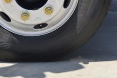 陕汽商用车 德龙G300 163马力 4.18米单排栏板轻卡(SX1041NP6331)