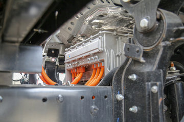 ���� ����EV6 4.5T 4.18�׵��Ŵ��綯�����Ῠ100.46kWhͼƬ