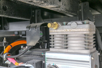 ���� ����EV6 4.5T 4.18�׵��Ŵ��綯�����Ῠ100.46kWhͼƬ