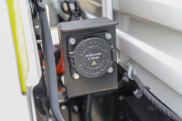 ���� ����EV6 4.5T 4.18�׵��Ŵ��綯�����Ῠ100.46kWhͼƬ