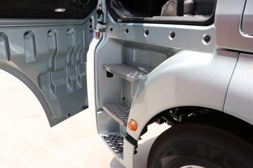 й ǵ¿SITRAK G7Hؿ 590 6X4 LNGԶǣͼƬ