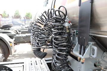 й ǵ¿SITRAK G7Hؿ 590 6X4 LNGԶǣͼƬ
