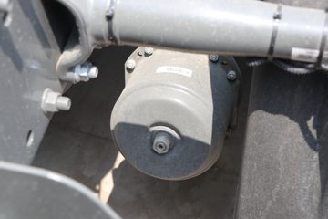 й ǵ¿SITRAK G7Hؿ 590 6X4 LNGԶǣͼƬ