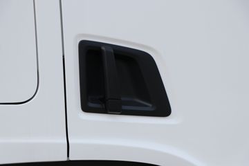 ˹������ ��Rϵ�� 500���� 6X2Rǣ����(��ɫ)(�ͺ�R500 6x2)ͼƬ