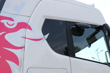 ˹������ ��Rϵ�� 500���� 6X2Rǣ����(��ɫ)(�ͺ�R500 6x2)ͼƬ