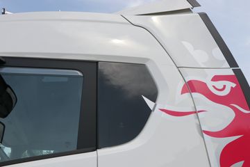 ˹������ ��Rϵ�� 500���� 6X2Rǣ����(��ɫ)(�ͺ�R500 6x2)ͼƬ