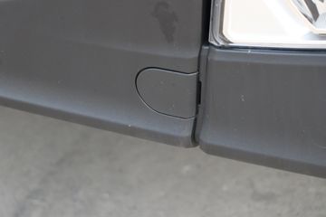 ˹������ ��Rϵ�� 500���� 6X2Rǣ����(��ɫ)(�ͺ�R500 6x2)ͼƬ