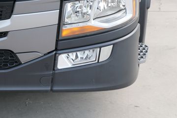 ˹������ ��Rϵ�� 500���� 6X2Rǣ����(��ɫ)(�ͺ�R500 6x2)ͼƬ