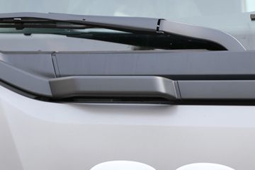 ˹������ ��Rϵ�� 500���� 6X2Rǣ����(��ɫ)(�ͺ�R500 6x2)ͼƬ