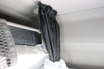 ˹������ ��Rϵ�� 500���� 6X2Rǣ����(��ɫ)(�ͺ�R500 6x2)ͼƬ