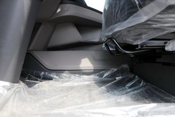 ˹������ ��Rϵ�� 500���� 6X2Rǣ����(��ɫ)(�ͺ�R500 6x2)ͼƬ