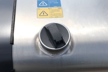 ˹������ ��Rϵ�� 500���� 6X2Rǣ����(��ɫ)(�ͺ�R500 6x2)ͼƬ