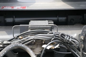 ˹������ ��Rϵ�� 500���� 6X2Rǣ����(��ɫ)(�ͺ�R500 6x2)ͼƬ