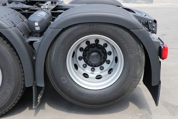 ˹������ ��Rϵ�� 500���� 6X2Rǣ����(��ɫ)(�ͺ�R500 6x2)ͼƬ