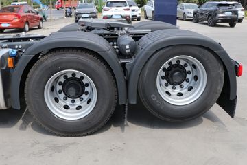 ˹������ ��Rϵ�� 500���� 6X2Rǣ����(��ɫ)(�ͺ�R500 6x2)ͼƬ