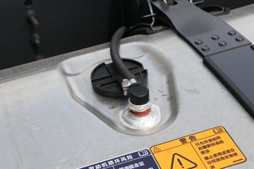 ˹������ ��Rϵ�� 500���� 6X2Rǣ����(��ɫ)(�ͺ�R500 6x2)ͼƬ