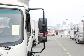 ���� ����M7 3.0L 129���� CNG 4.18�׵��������ῨͼƬ