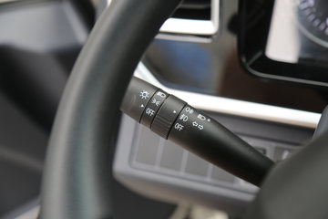 ���� ����M7 3.0L 129���� CNG 4.18�׵��������ῨͼƬ
