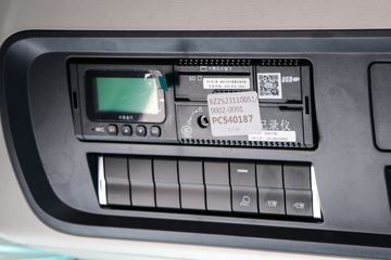 �й����� �ǵ¿�SITRAK G7H�ؿ� �ݻ��� 630���� 6X4 AMT�Զ���ǣ����(����16��)ͼƬ