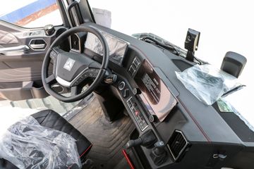 �й����� �ǵ¿�SITRAK G7H�ؿ� �ݻ��� 630���� 6X4 AMT�Զ���ǣ����(����16��)ͼƬ