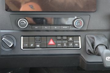 �й����� �ǵ¿�SITRAK G7H�ؿ� �ݻ��� 630���� 6X4 AMT�Զ���ǣ����(����16��)ͼƬ