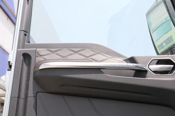 �й����� �ǵ¿�SITRAK G7H�ؿ� �ݻ��� 630���� 6X4 AMT�Զ���ǣ����(����16��)ͼƬ