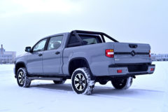 黄海 威龙 2024款 智尊型 2.4T汽油 218马力 自动两驱 双排皮卡