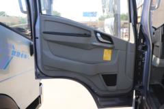 中国重汽HOWO 统帅 170马力 4.15米单排仓栅式轻卡(ZZ5047CCYG3215F144B)