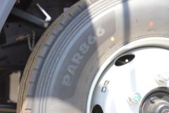 福田 欧马可S3 绿鲜价值版 200马力 5.25米排半栏板载货车(BJ1188VKPEG-AD1)