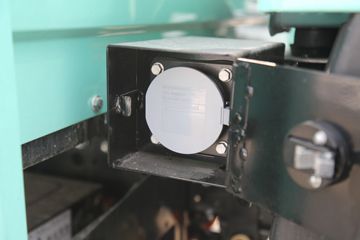 ����Ծ�� ����ES80 4.1T 3.805�׵��Ŵ��綯����С��55.7kWhͼƬ